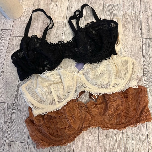 Savage X Fenty Other - Savage X Fenty Rihanna Lot Of 3 Size 32D Bras Black Brown Cream Lace Underwire